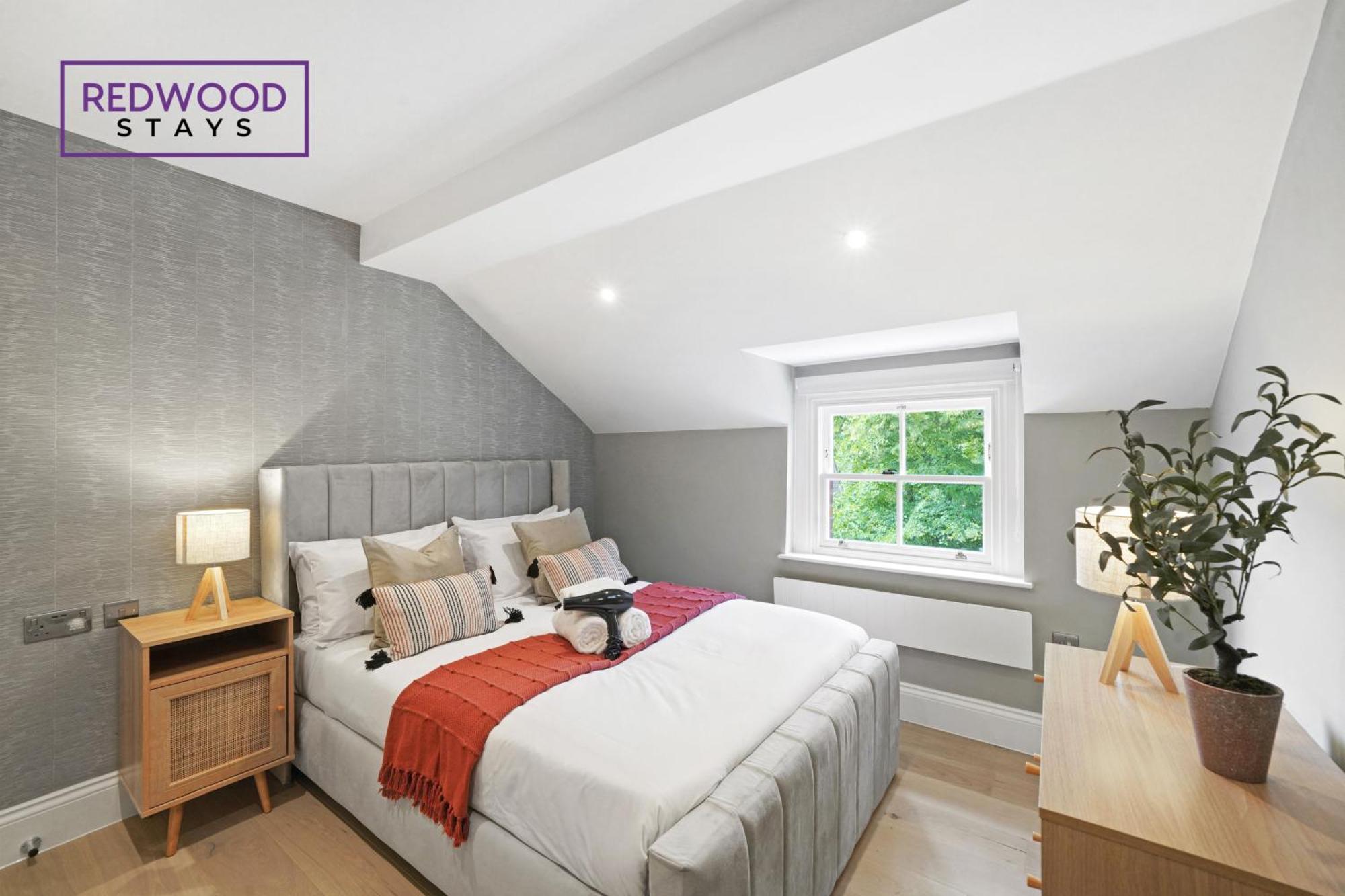 Top Quality 2 Bed 1 Bath Apartments For Contractors By Redwood Stays Reading Exteriör bild