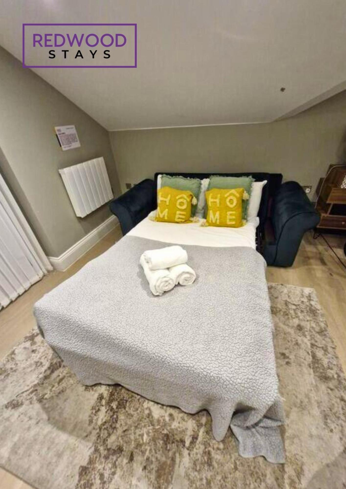 Top Quality 2 Bed 1 Bath Apartments For Contractors By Redwood Stays Reading Exteriör bild