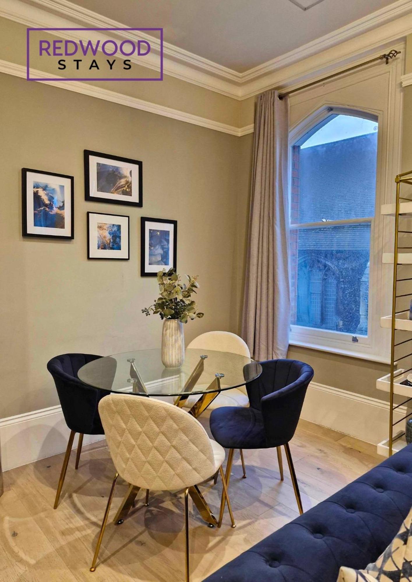 Top Quality 2 Bed 1 Bath Apartments For Contractors By Redwood Stays Reading Exteriör bild